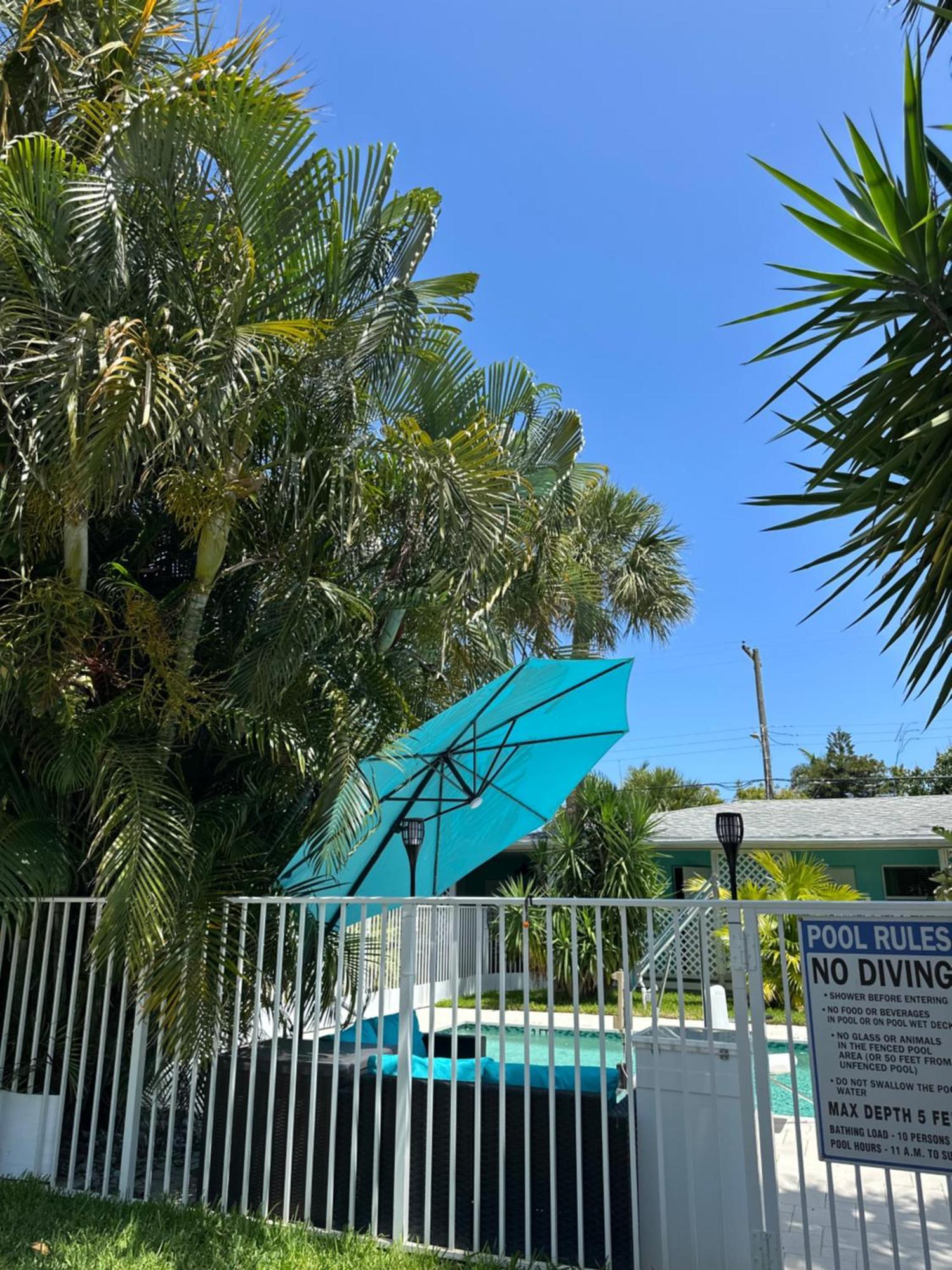 White Horse Motel Lake Worth Beach Exterior photo