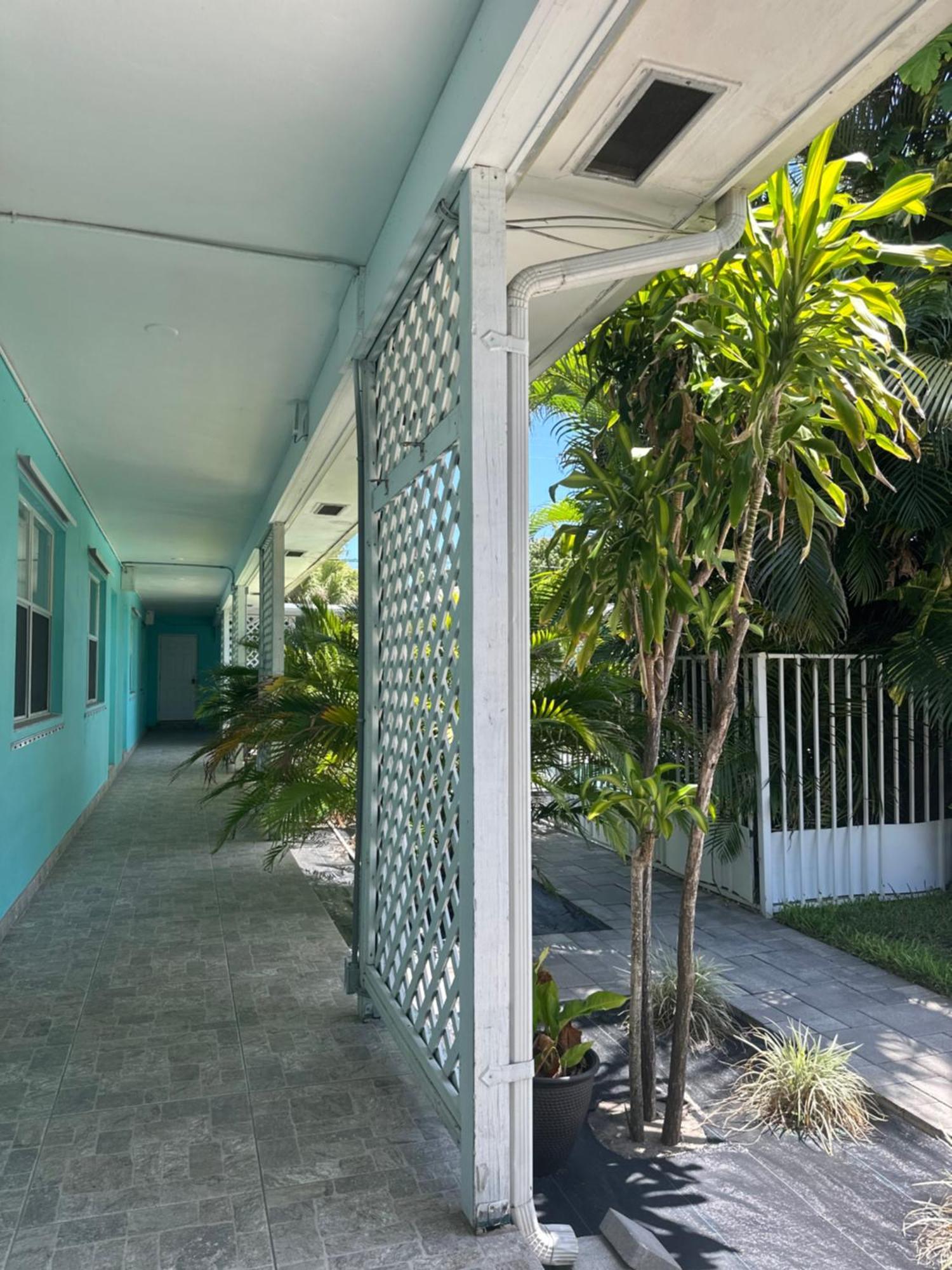White Horse Motel Lake Worth Beach Exterior photo
