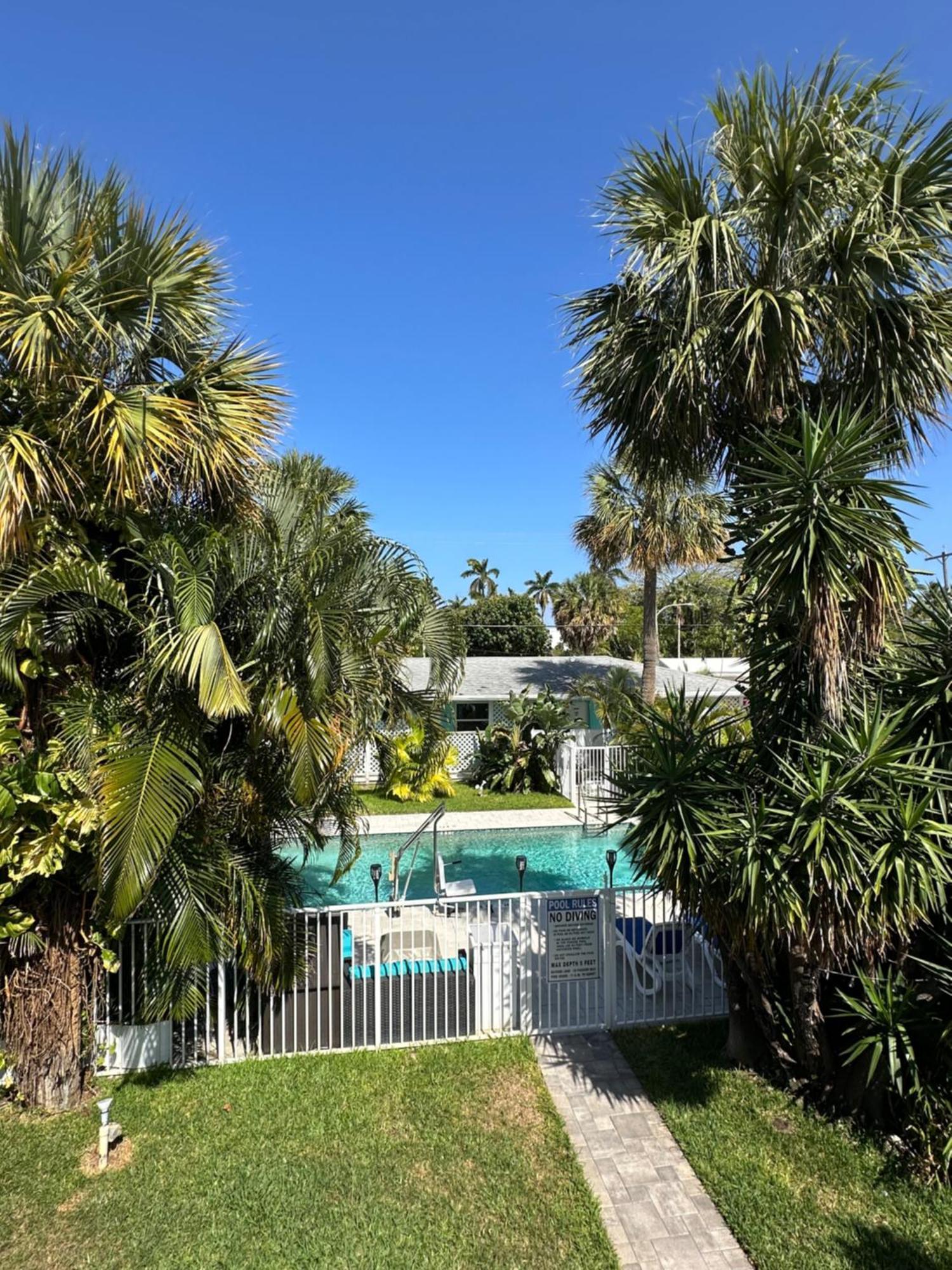 White Horse Motel Lake Worth Beach Exterior photo
